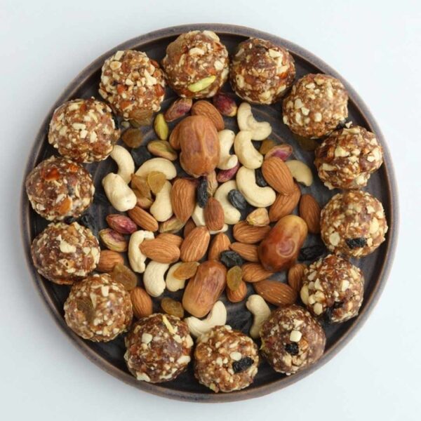 Vinayak Festive Delights – Dry Snack Box 2kg - Image 2